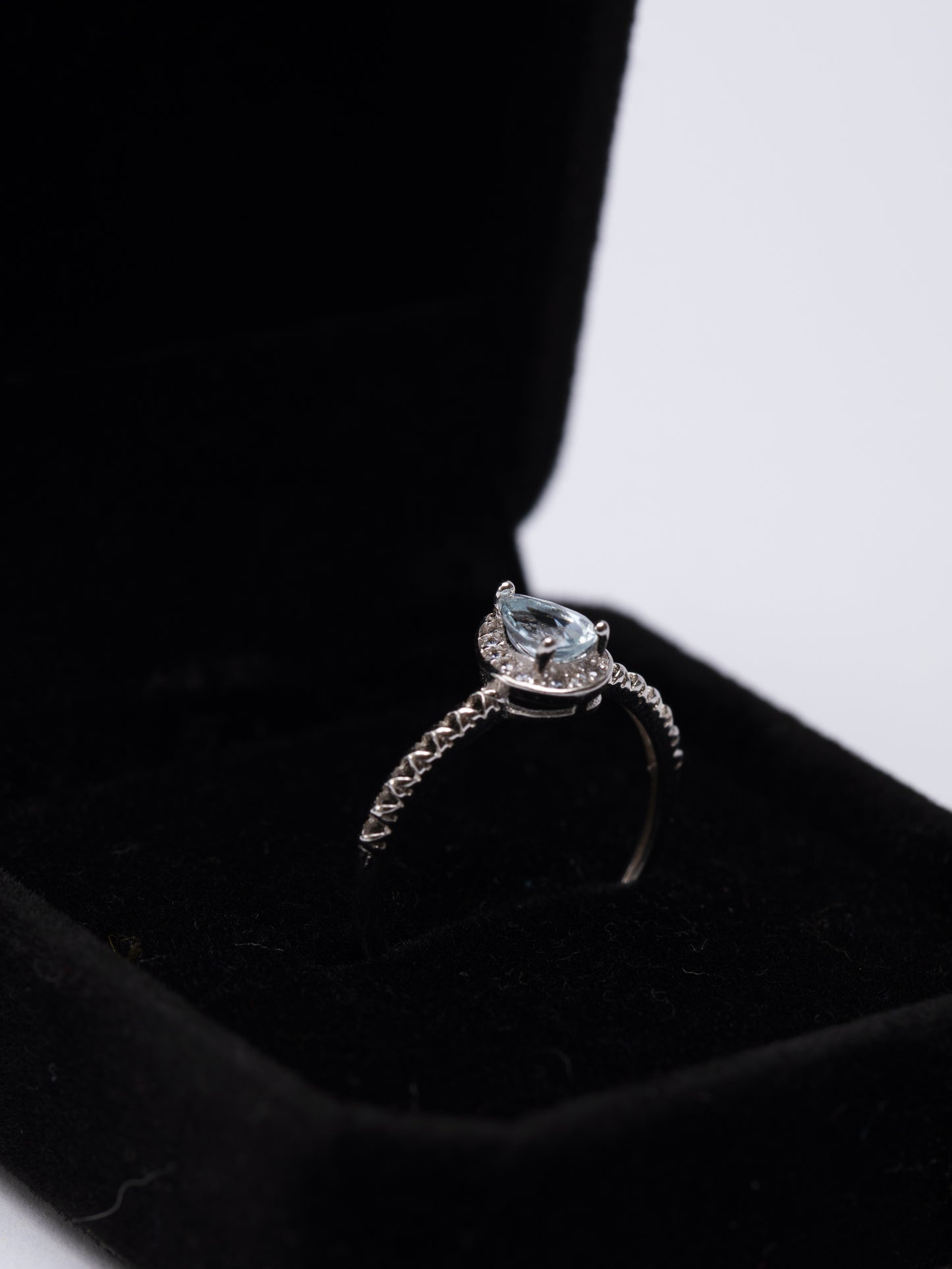 Anillo Lágrima de Yuraq