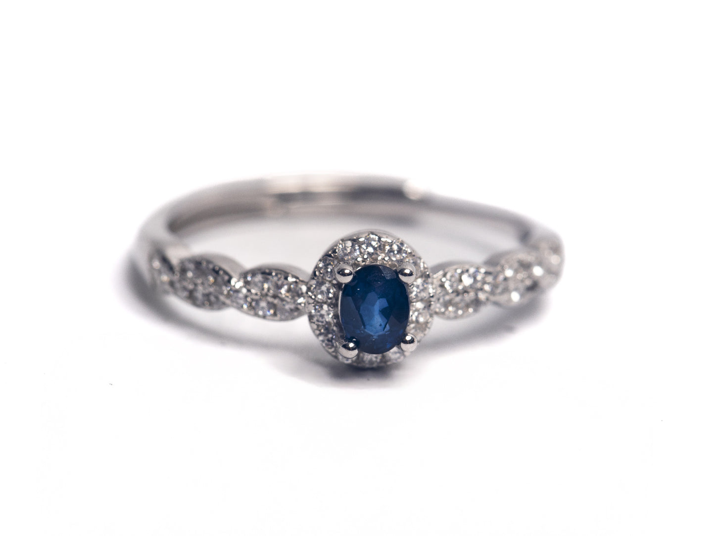 Anillo Mayu