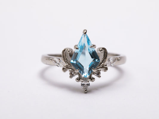 Tiara Azure